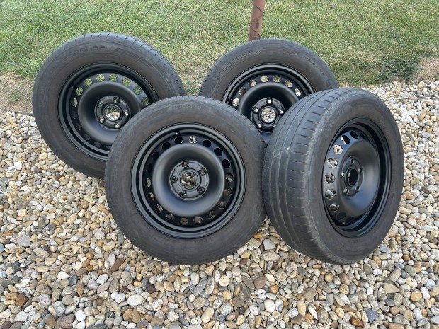 Volkswagen gyári felni, gumik