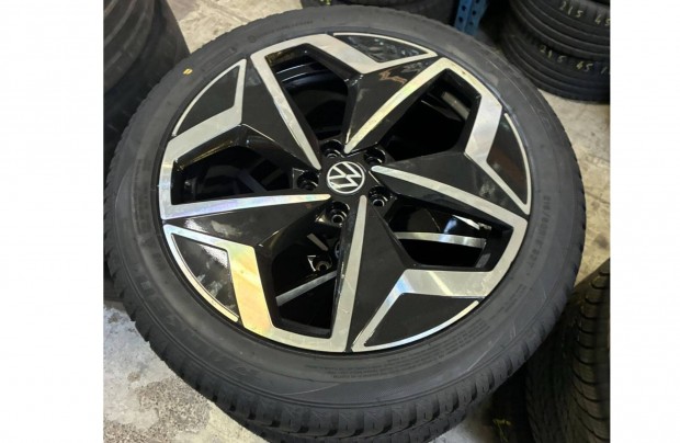 Volkswagen id3 id.3 vadonatj tlikerk j Falken 4vsz gumikkal 19"