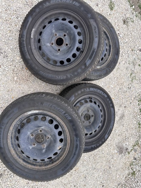 Volkswagen lemezfelni 5x112 t�li