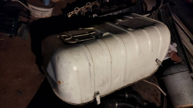 Volkswagen lt 28 motorh�ztet� 