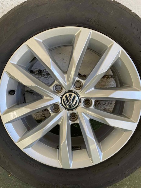Volkswagen passat B8 gyri alufelni 215/60 r 16