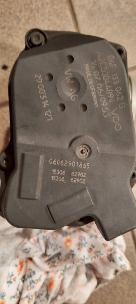 Volkswagen pillangószelep 06F133062G A2C53044094