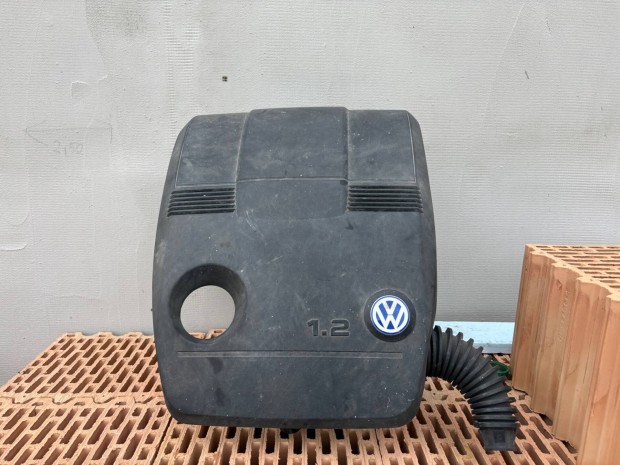 Volkswagen polo fels motorburkolat