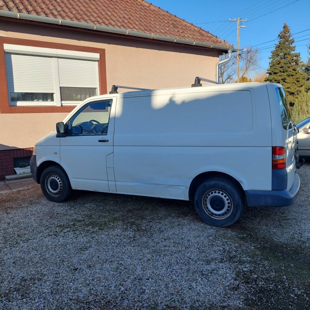 Volkswagen transporter T5 1.9 friss mszaki