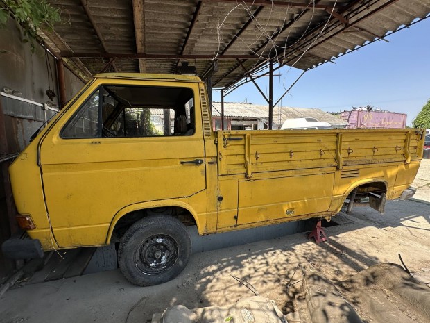 Volkswagen transporter t3 5 seb 1,9 td alkatrészei eladók