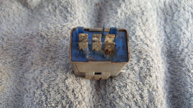 Volvo 1324022 240 740 760 940 AC-pumpa rel