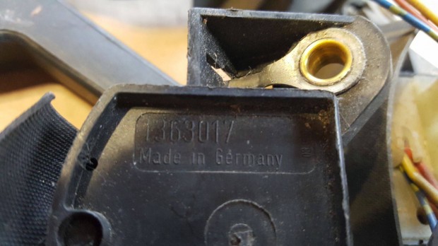 Volvo 1363017 740 760 940 ablaktörlőkapcsoló