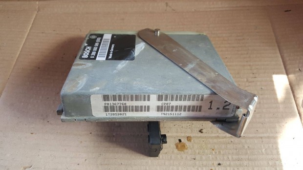 Volvo 1367760 850 ECU gyújtásvezérlő Bosch 0280 000 599(593)