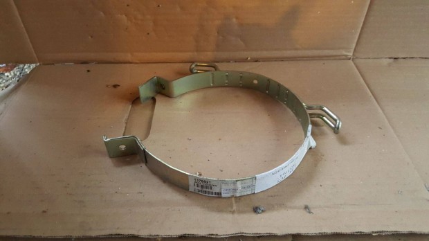 Volvo 1378821 700 900 kipufogódob bilincs