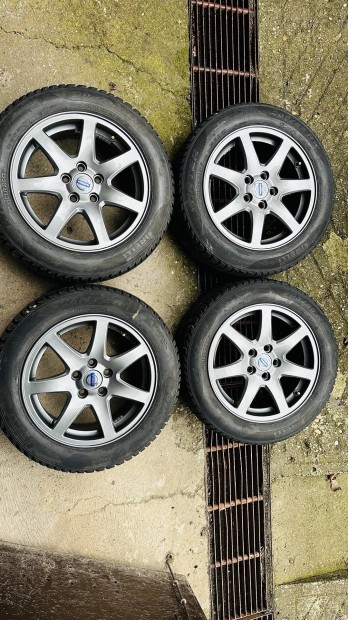 Volvo 16" 5x108 felni Pirelli tli gumival