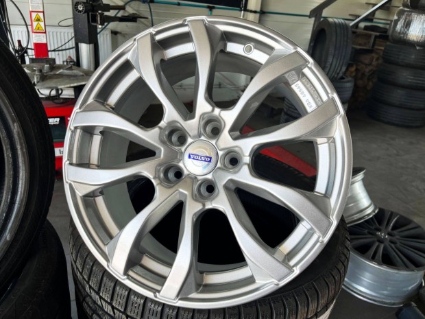 Volvo 17" 5x108 alufelni elad 17 coll V90 S60 S90 XC60