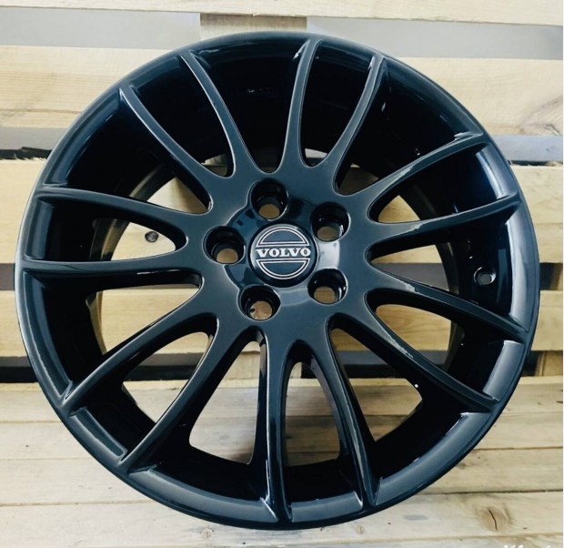 Volvo 17es gyári alufelni 5x108