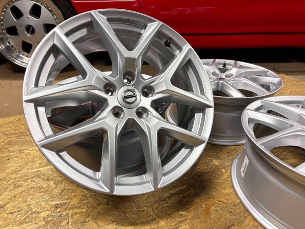 Volvo 18" 5x108 gyári alufelni eladó 18 coll S40 V40 S60 V60 S80 XC60