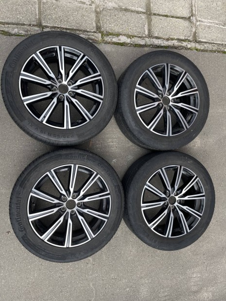 Volvo 19" szép gyári alufelni, 10-Spoke Black Diamond Cut - 1010-Jég