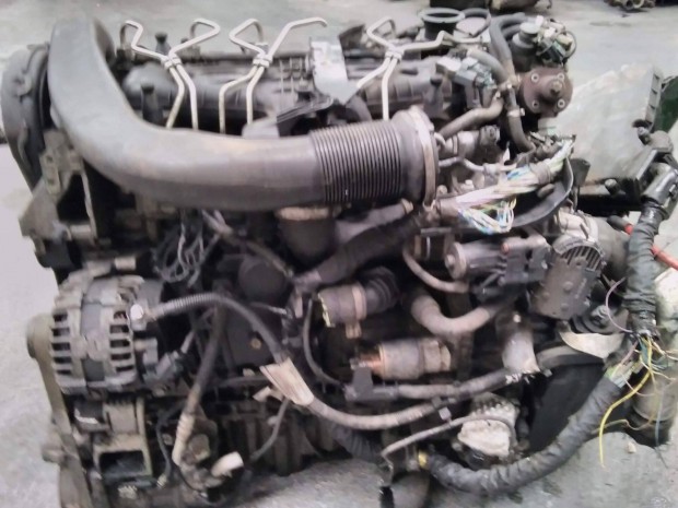 Volvo 2,0D, D5204T6 bontott motor