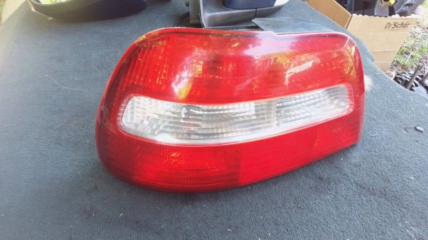 Volvo 30621883 S40 bal hátsó lámpa