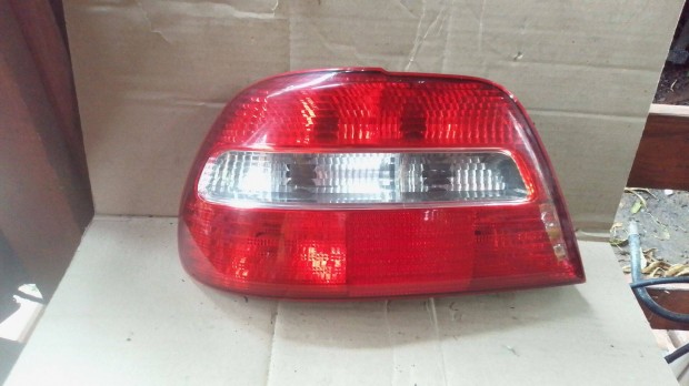 Volvo 30621883 S40 bal hátsó lámpa