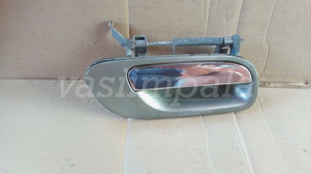 Volvo 30631103 S60 S80 V70 XC70 jobb oldali krmkilincs