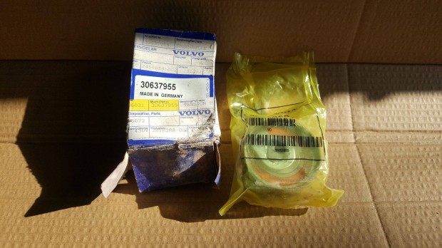 Volvo 30637955 minden 5 hengeres benzines modell vezérműszíj fesz