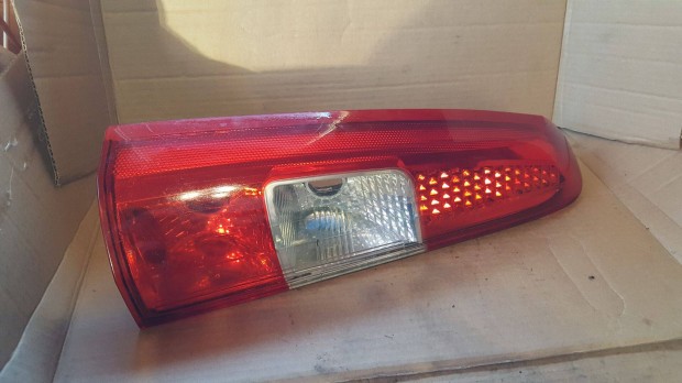 Volvo 30655374 V70 XC70 bal hátsó felső lámpa