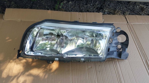 Volvo 30744489 S80 bal halogén lámpa