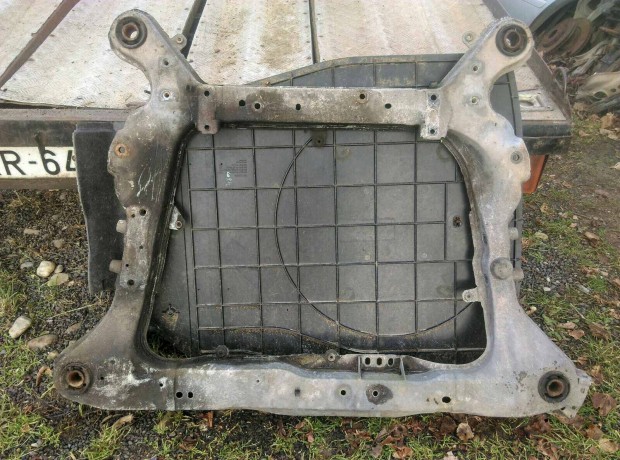 Volvo 30793297 30741108 30741958 S60 S80 V70 XC70 motortartókeret
