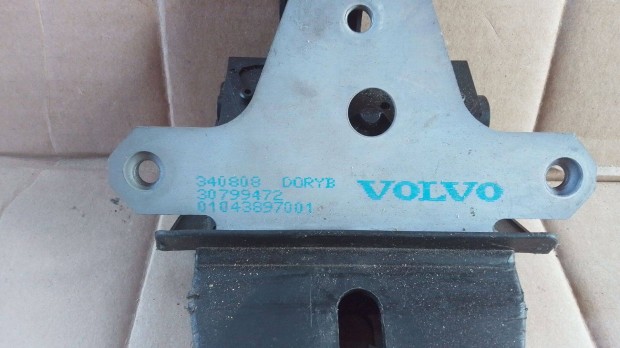 Volvo 30799472 S40 V50 csomagtérzár