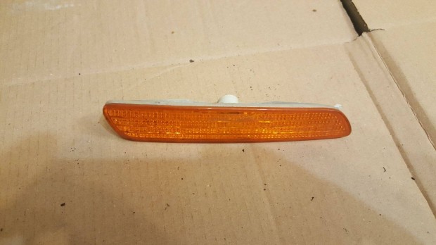 Volvo 30888128 S40 V40 bal hátsó jobb első szélességjelző