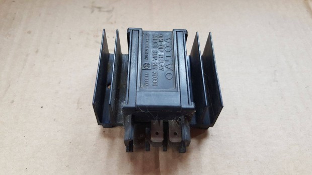 Volvo 3211988 340 360 440 460 480 Dim-dip világításrelé