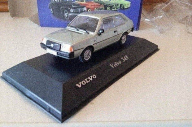 Volvo 343 "Atlas" kisauto modell 1/43 Elad