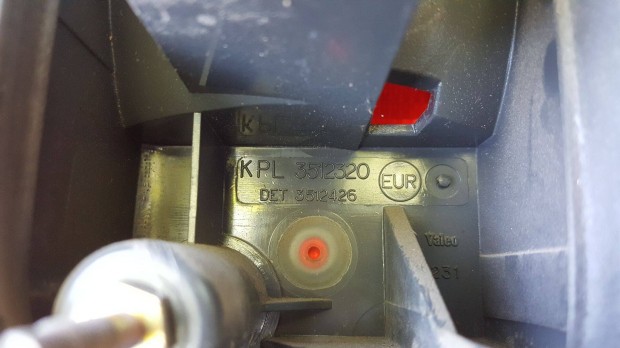 Volvo 3512320 850 V70 XC70 jobb hátsó alsó lámpa