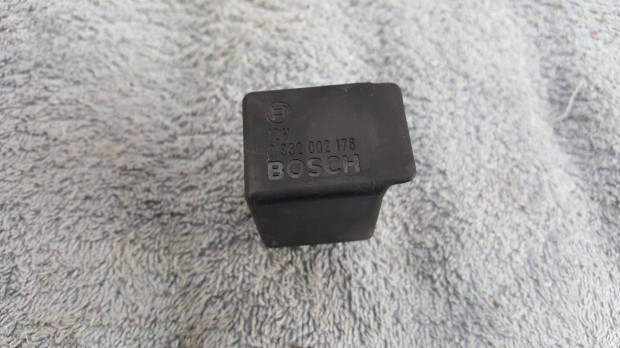 Volvo 3544129 700 900 ABS-relé