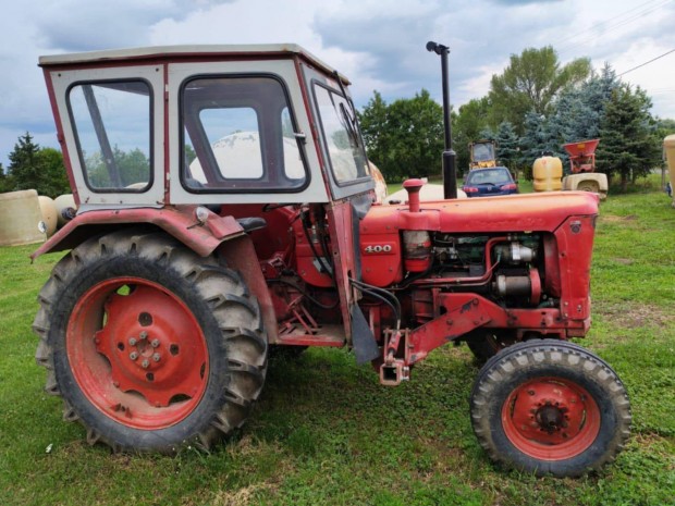 Volvo 40 LE traktor