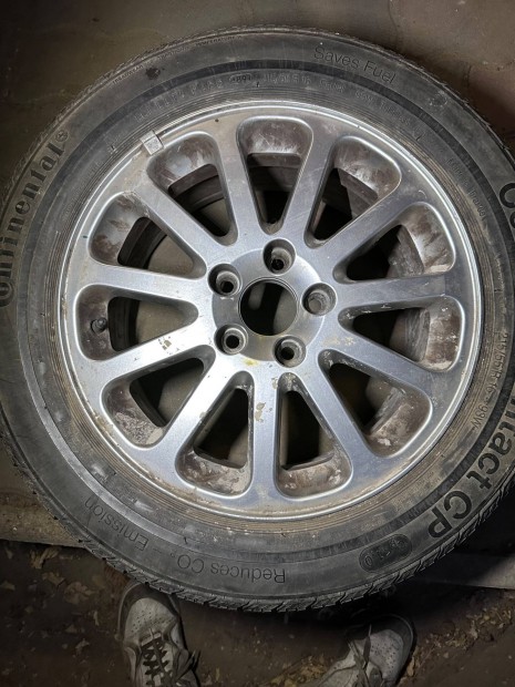 Volvo 5x108 lyukoszts 16" hasznlt (gyri felni) alufelni, rajta 21