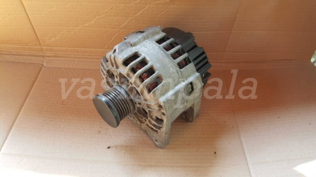 Volvo 8251641 S40 V40 1.9D genertor