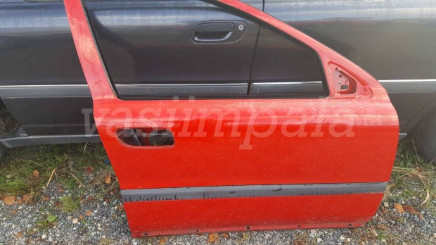 Volvo 8679661 S60 V70 XC70 jobb els ajt