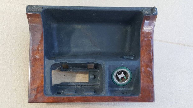 Volvo 9164607 850 középbox OBD-csatlakozó rész