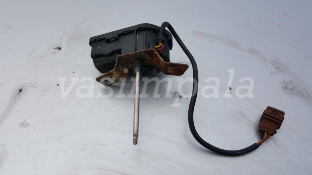 Volvo 9178872 8628288 S70 V70 XC70 C70 fényszórótörlő motor