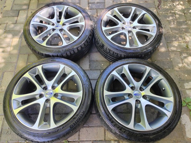 Volvo Atreus 18" felnik