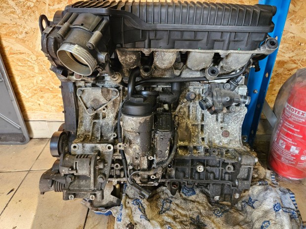 Volvo B5254T3 motor elad srlt llapotban