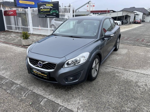 Volvo C30 1.6 D Drive Kinetic Megk�m�lt! Sz.k�nyv!