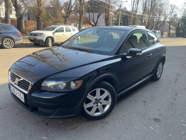 Volvo C30 1.6 Momentum magyarorszgi. leinform...