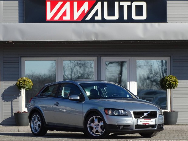 Volvo C30 2.0 D Momentum Digit-179eKM-Gyri'Fn...