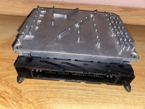 Volvo C30 Motorvez�rl� 08675760A