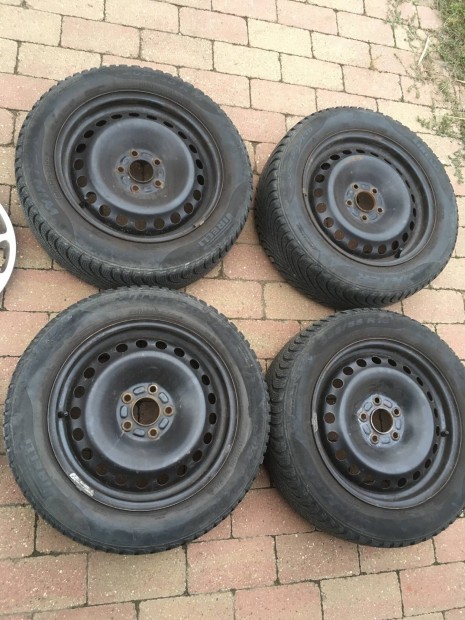 Volvo C30 S40 V50 Ford Focus Mondeo 16 -os felni lemezfelni