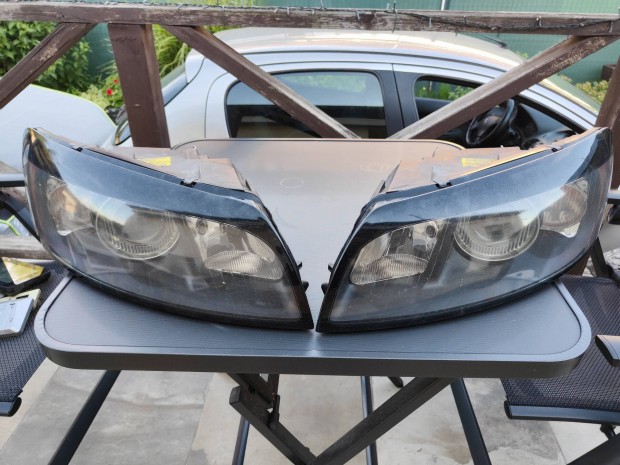 Volvo C30 első fényszoró