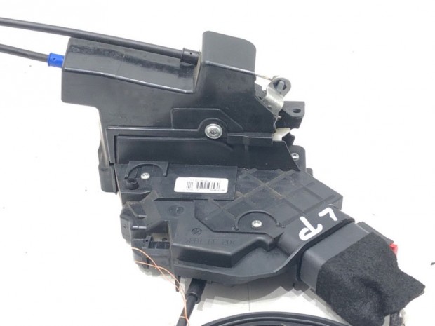 Volvo C30 bal első ajtózár 30799308