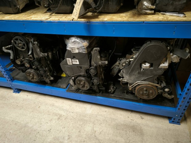 Volvo D5244T4 185Le  motor elad 