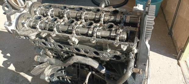 Volvo D5244T XC60 motor alkatrszek