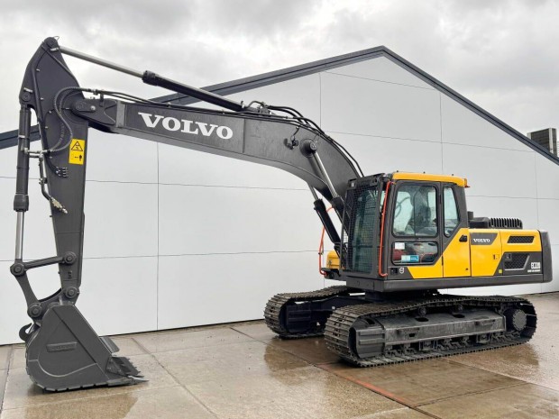 Volvo EC220D / 9 üzemóra / Lízing 20%-tól